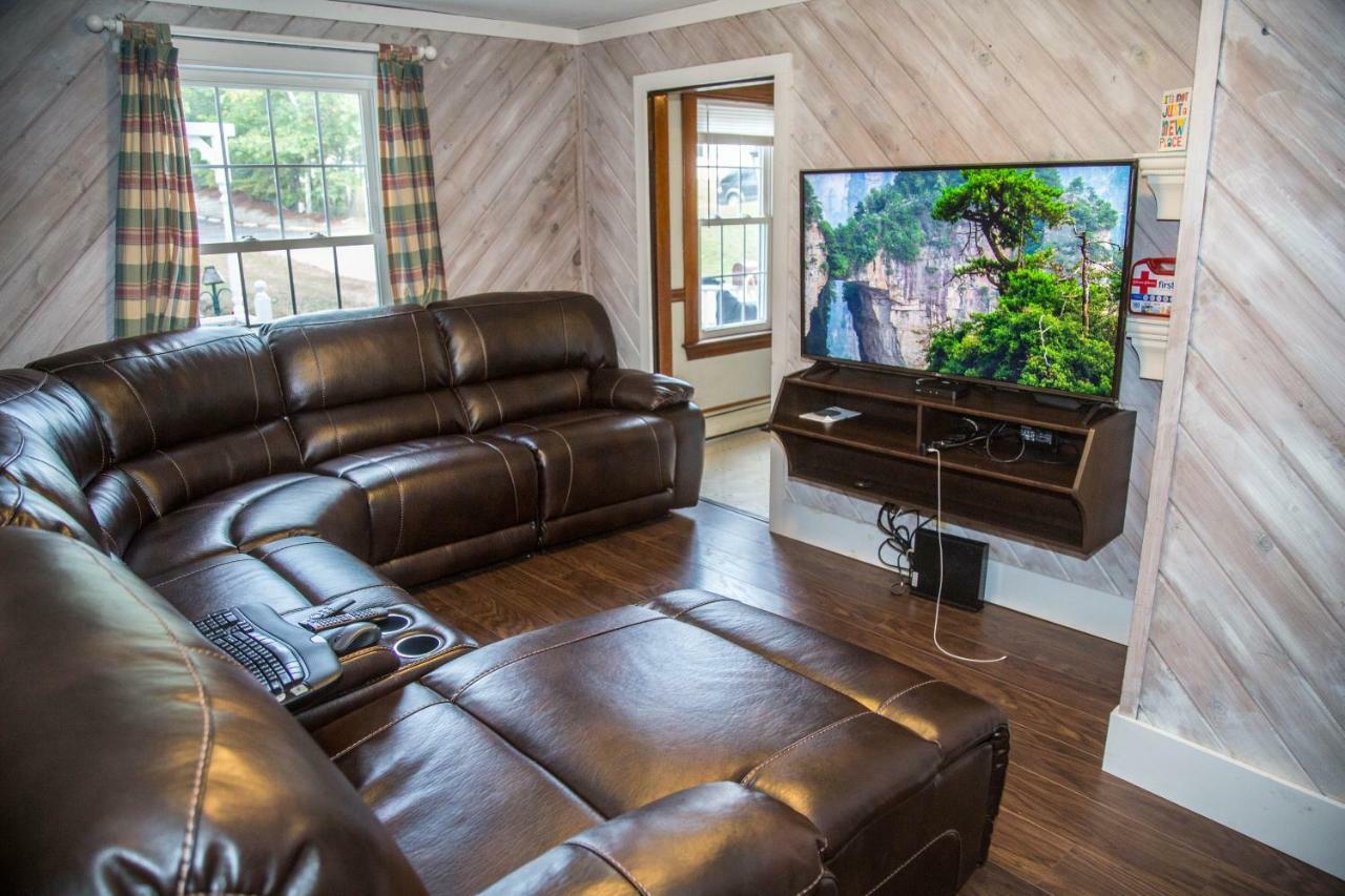 Sunnyside Home Near Sunday River, Black Mountain, Lakes And Hikes Rumford Ngoại thất bức ảnh